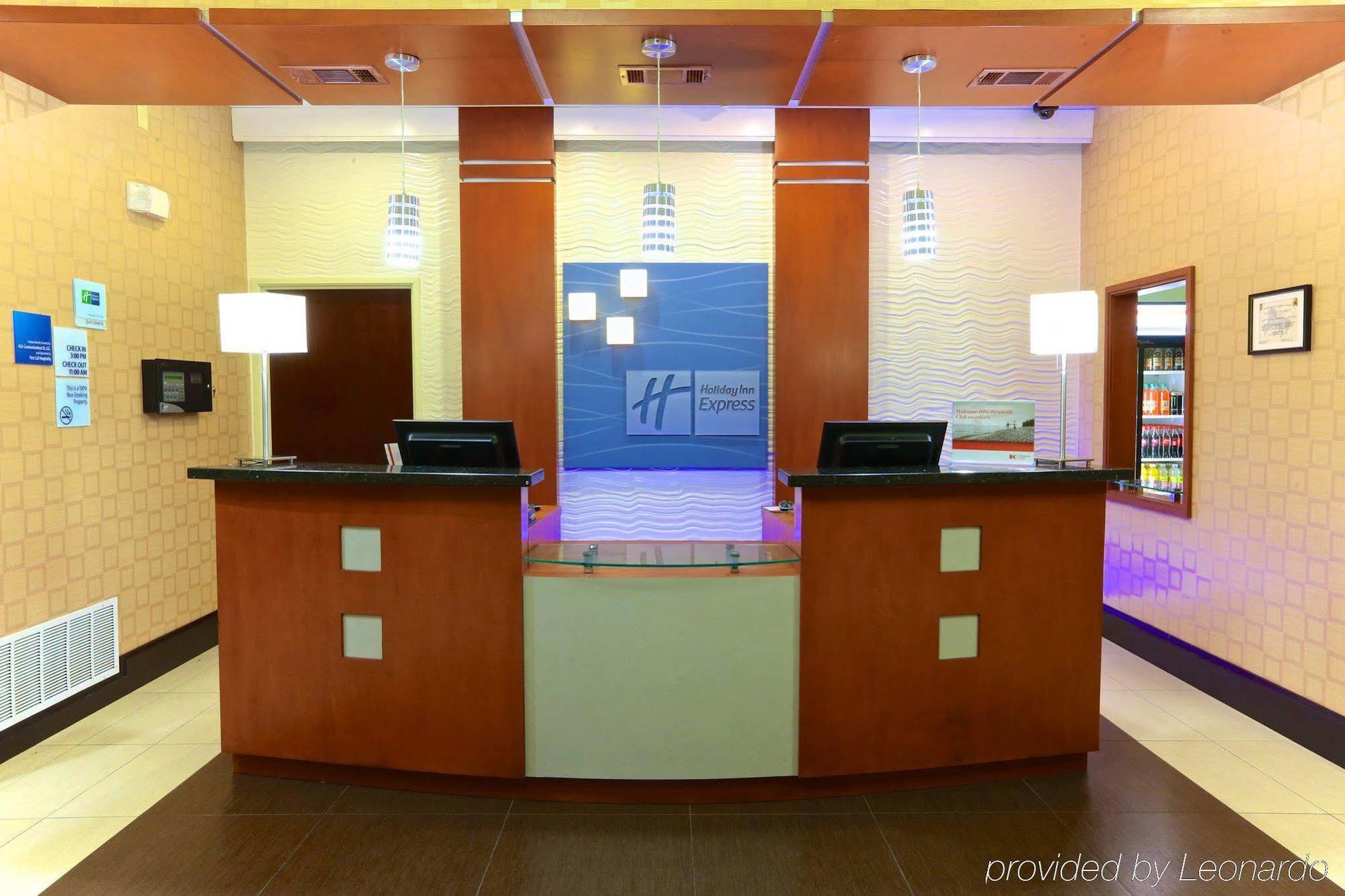 Holiday Inn Express Hotel & Suites Dallas West By Ihg Exterior foto